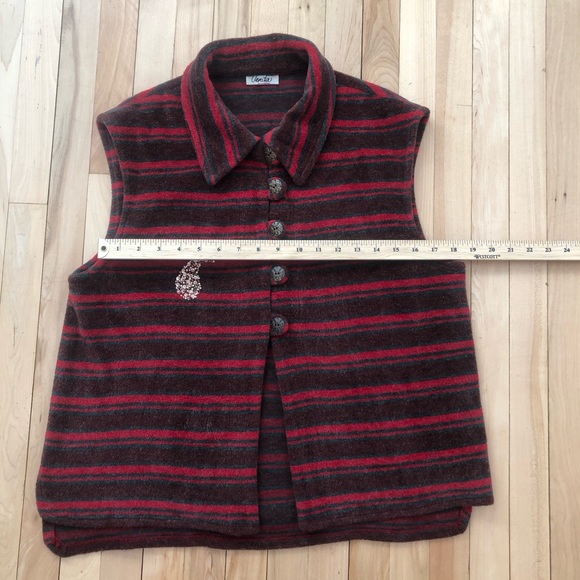 Hand Embroidered Paisley Leaf on Pre-loved Striped Sleeveless Vest - Sz S - Picture 3 of 6